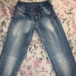Columbian Pants